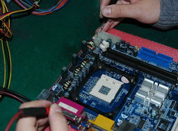 市橋電腦維修，為何選擇廣州欣誠(chéng)科技服務(wù)公司？